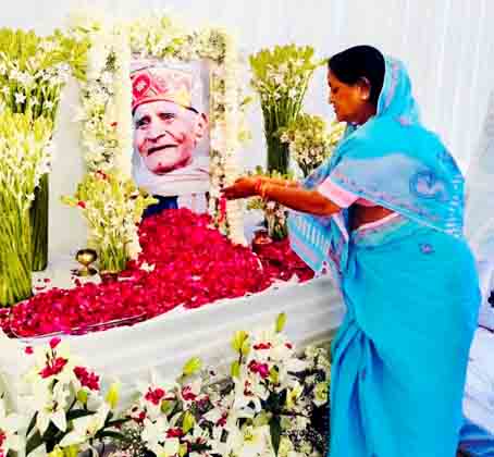 राज्यसभा सांसद माया नारोलिया ने केंद्रीय मंत्री भूपेंद्र यादव के पिता के निधन पर हरियाणा पहुंच दी श्रद्धांजलि