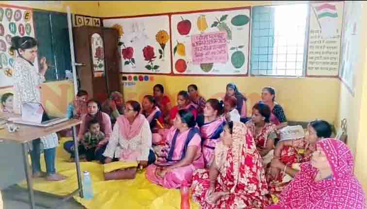 जागरूकता को जन आंदोलन का स्वरूप देने के उद्देश्य से मार्च अप्रैल में पोषण पखवाड़ा का आयोजन