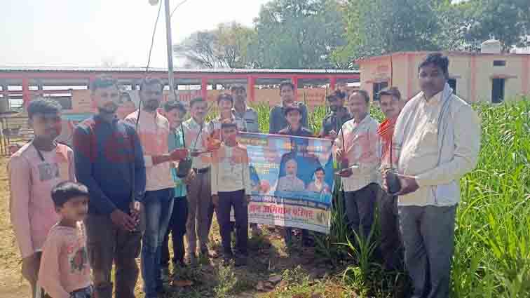 जल गंगा संवर्धन अभियान: पहलगाम में निर्दोष व्यक्तियों को मारे जाने पर मौन रखकर श्रद्धांजलि दी, जलसंगाेष्ठी में जलसंरक्षण की दी जानकारी