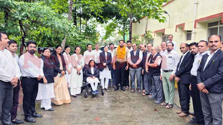 अधिवक्ता संघ ने एडीपीओ मनोज जाट को दी भावभीनी विदाई