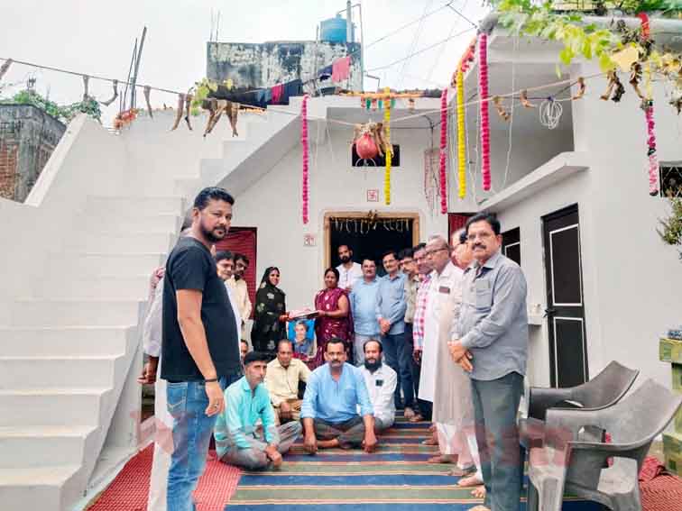 इंदिरा गांधी की पुण्यतिथि और सरदार पटेल की जयंती पर कांग्रेस जनों ने दी श्रद्धांजलि