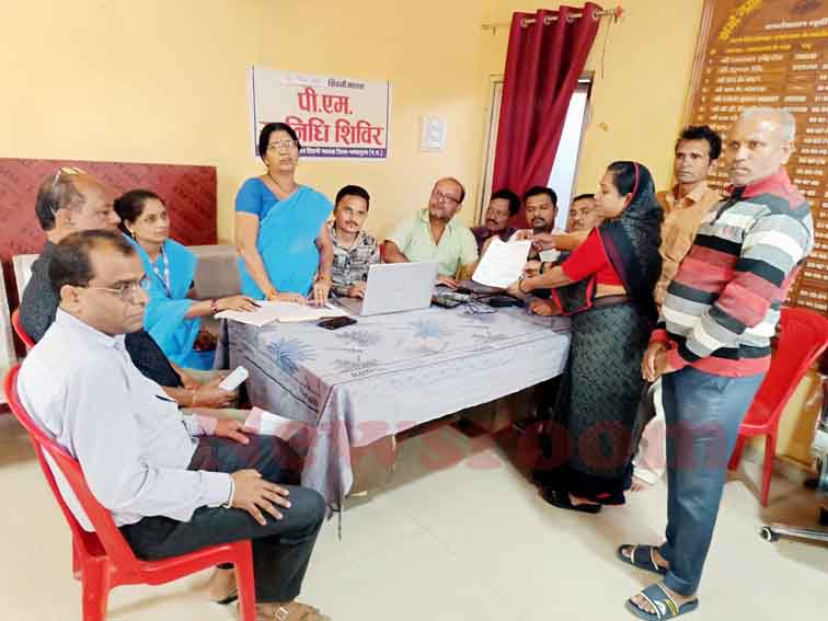 पी.एम. स्वनिधि योजना के अंतर्गत नगर पालिका सिवनी मालवा में निरंतर कैंप आयोजित