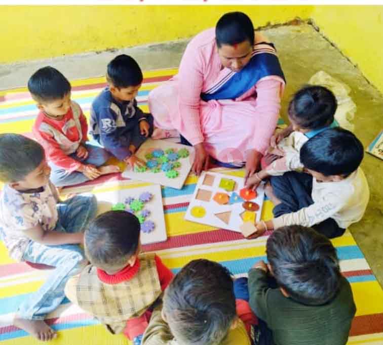 माखन नगर के आंगनबाड़ी केंद्र में वीर बाल दिवस का आयोजन, बच्चों ने दिखाई प्रतिभा